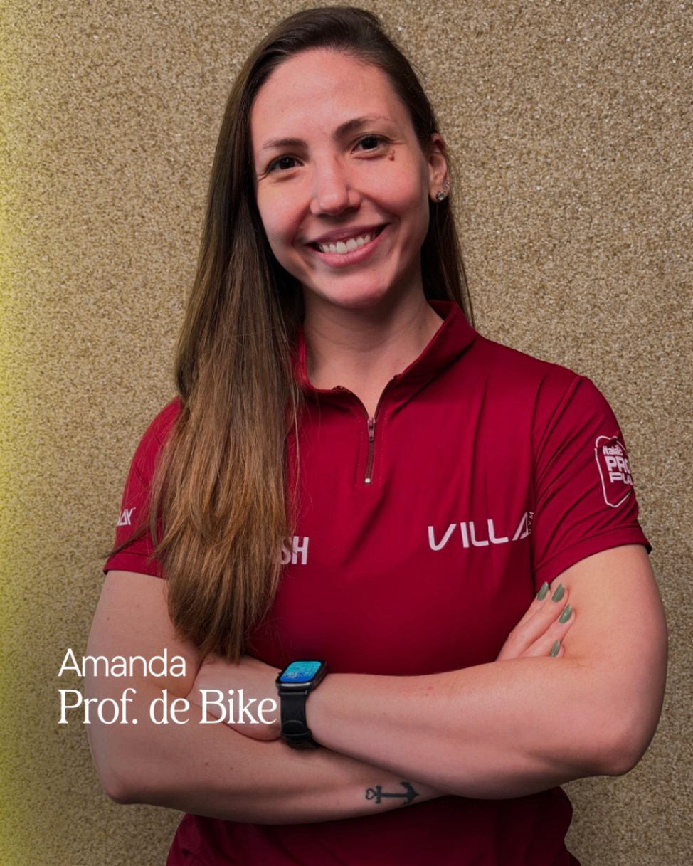 Amanda, professora de bike da Villa Gym